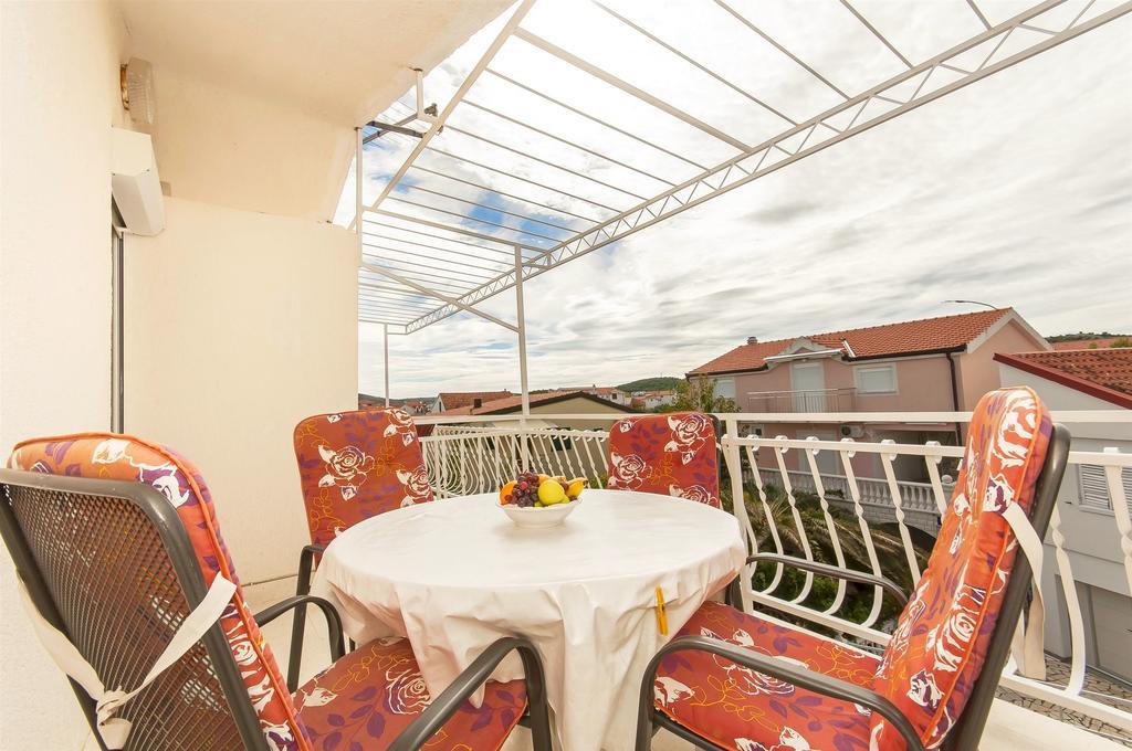 Apartments Luca Rogoznica  Εξωτερικό φωτογραφία
